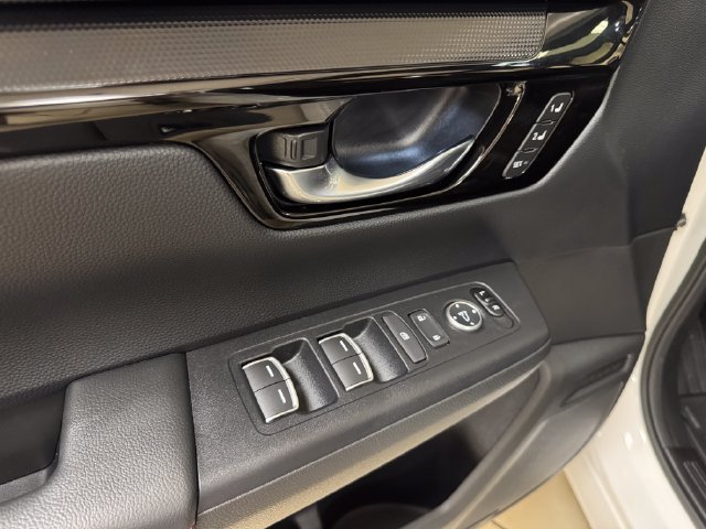 Used 2026 Honda CR-V Sport Touring image 7