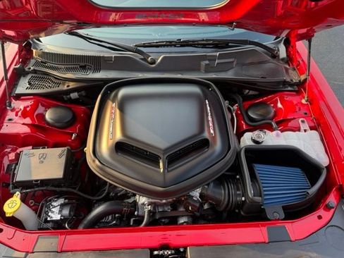Used 2022 Dodge Challenger R/T Scat Pack RWD image 30