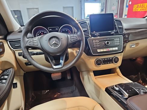 Used 2017 Mercedes-Benz GLE 350 4MATIC image 16