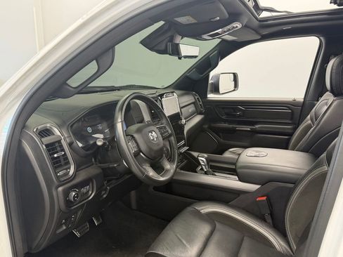 Used 2023 RAM 1500 Laramie AWD/4WD image 30