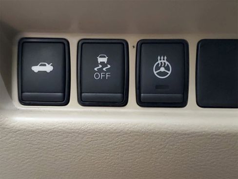 Used 2018 Nissan Maxima 3.5 SL image 34