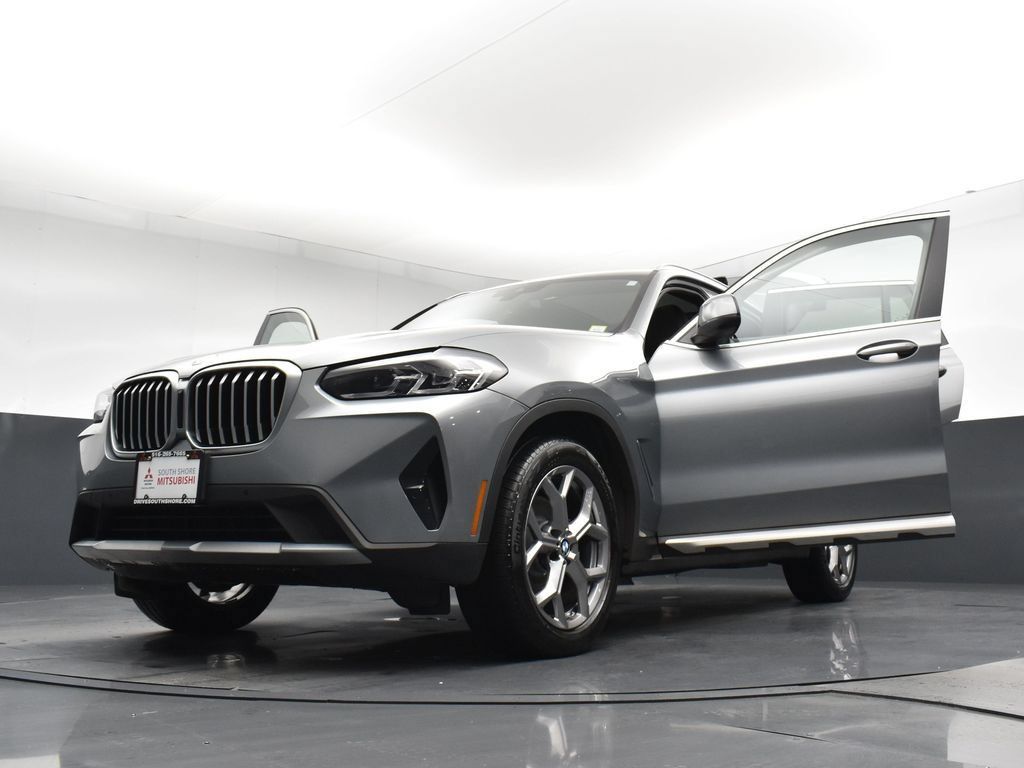 Used 2024 BMW X3 xDrive30i w/ Premium Package AWD/4WD image 28