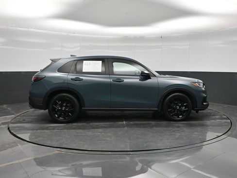 Used 2024 Honda HR-V Sport image 9