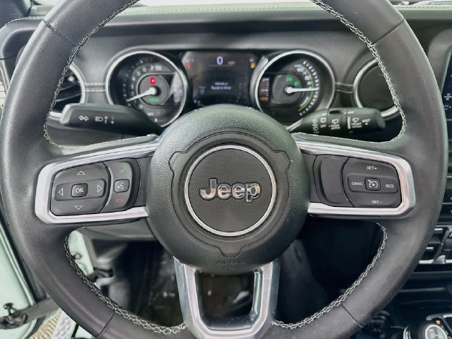 Used 2023 Jeep Wrangler Unlimited Sahara w/ Cold Weather Group AWD/4WD image 23
