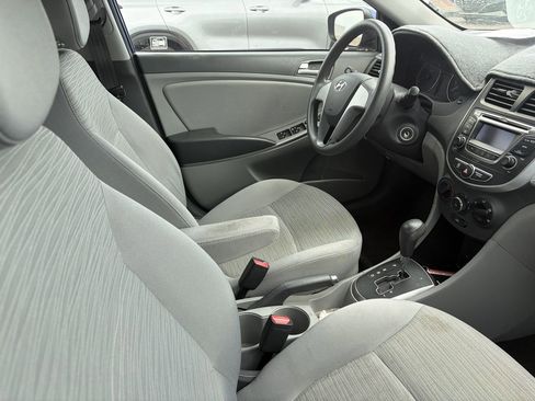 Used 2016 Hyundai Accent SE FWD image 12