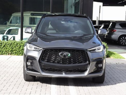 Certified 2025 INFINITI QX50 Sport image 3