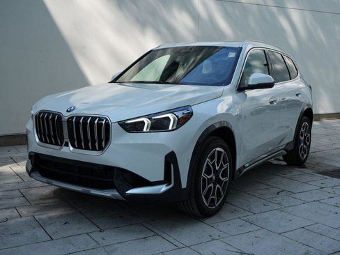 New 2025 BMW X1 xDrive28i w/ Technology Package image 1