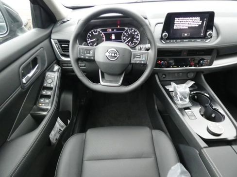 New 2026 Nissan Rogue SV AWD/4WD image 11