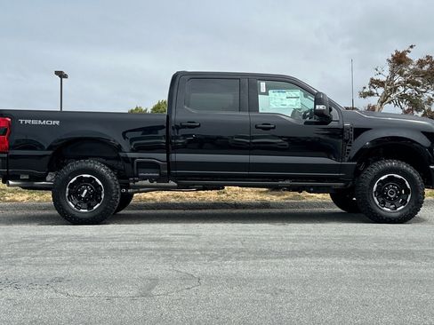 New 2025 Ford F350 Lariat w/ Lariat Ultimate Package image 6