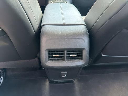 Used 2019 GMC Terrain SLT w/ Preferred Package AWD/4WD image 35