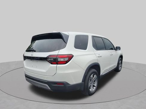 Used 2024 Honda Pilot EX-L image 13