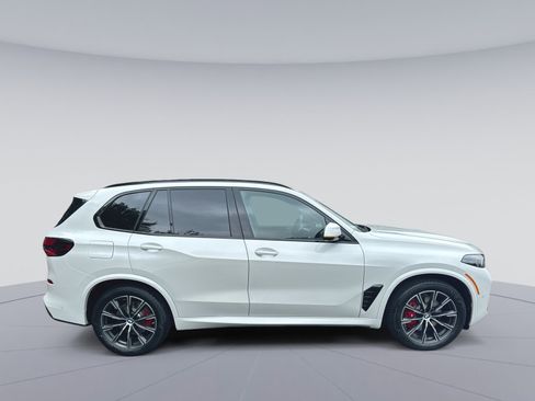 New 2026 BMW X5 xDrive40i w/ M Sport Package AWD/4WD image 34