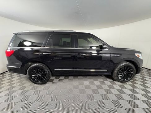 Used 2020 Lincoln Navigator Reserve image 8