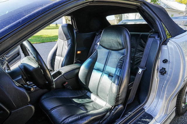 Used 1995 Chevrolet Camaro Z28 RWD image 33