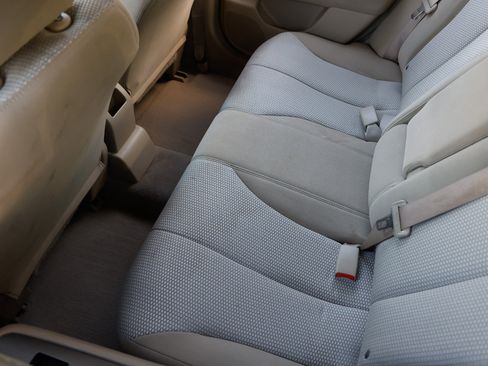 Used 2009 Nissan Versa S w/ Convenience Pkg image 10