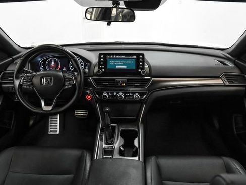 Used 2019 Honda Accord Sport image 14