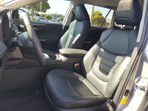 Certified 2021 Toyota RAV4 Limited AWD/4WD image 21