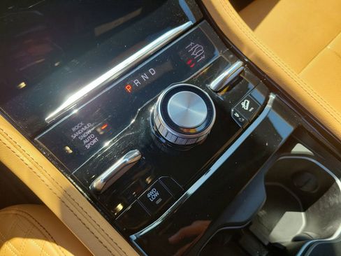 Used 2023 Jeep Grand Cherokee Summit AWD/4WD image 29