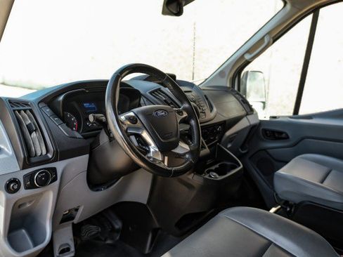 Used 2017 Ford Transit 250 130 Medium Roof RWD image 2
