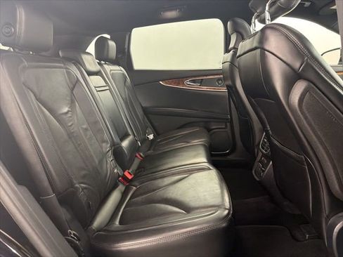 Used 2016 Lincoln MKX Reserve w/ Technology Package image 12