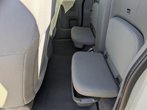 Used 2021 Nissan Frontier S w/ S Utility Package image 14