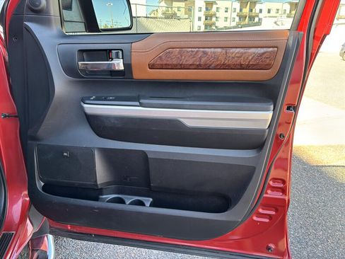 Used 2014 Toyota Tundra 1794 Edition image 29