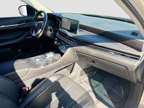 Used 2023 INFINITI QX60 Sensory w/ Vision Package FWD image 32