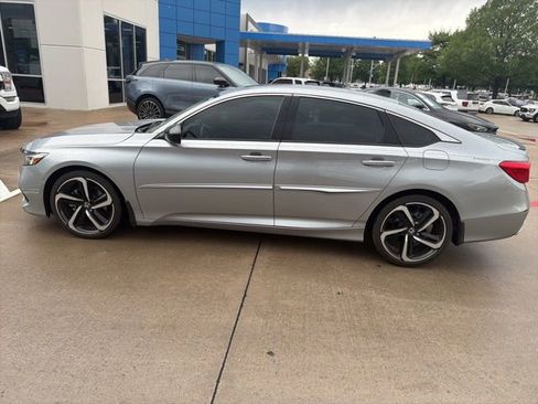 Used 2022 Honda Accord Sport image 8