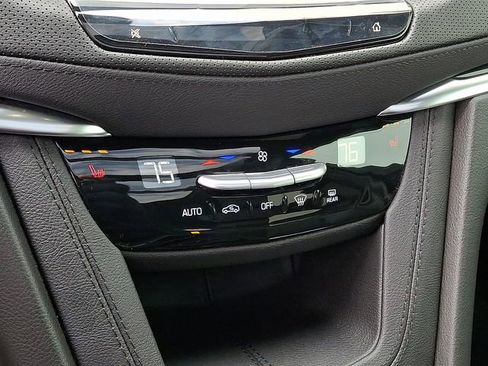 New 2026 Cadillac XT5 Premium Luxury image 11