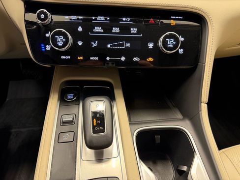 Used 2023 INFINITI QX60 Luxe w/ Cargo Package FWD image 25