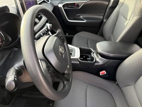 Used 2023 Toyota RAV4 LE FWD image 18