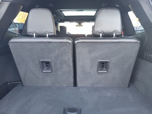 Used 2023 Cadillac XT6 Sport image 15