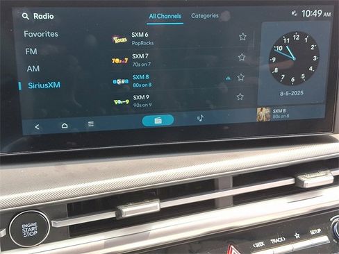 Used 2025 Hyundai Santa Fe SEL image 16