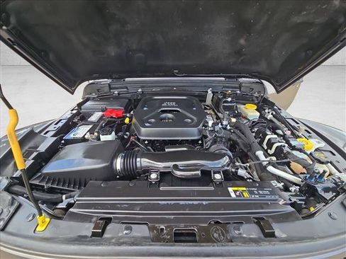 Used 2019 Jeep Wrangler Unlimited Rubicon AWD/4WD image 21