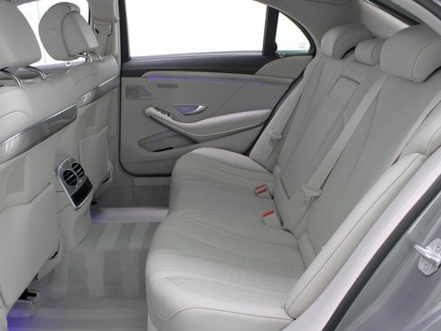 Used 2015 Mercedes-Benz S 550 Sedan image 39