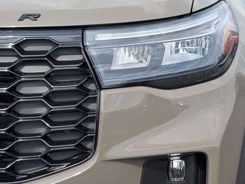 New 2026 Ford Explorer ST-Line image 12