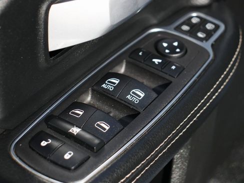 Used 2024 RAM 2500 Big Horn w/ Off Road Package image 14