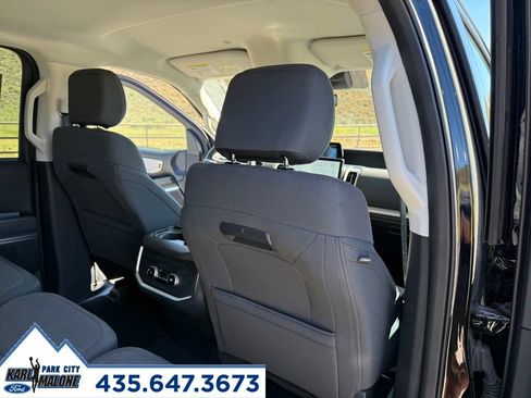 Used 2025 Ford Expedition Active AWD/4WD image 34