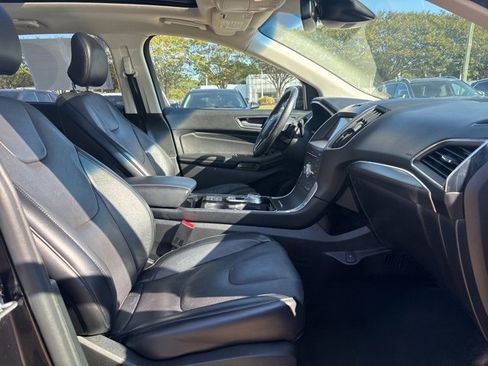 Used 2019 Ford Edge Titanium w/ Equipment Group 301A image 14