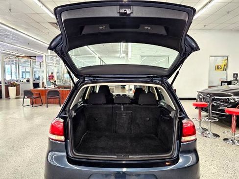 Used 2011 Volkswagen Golf 4dr HB Auto image 33