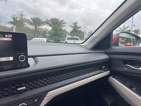 Used 2024 Honda Accord EX image 30