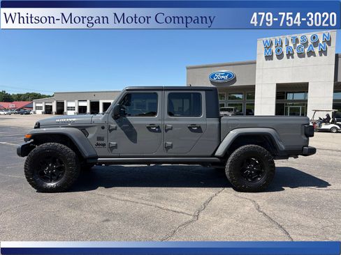 Used 2021 Jeep Gladiator Sport AWD/4WD image 8