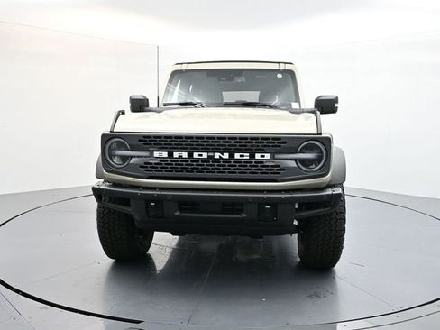 New 2025 Ford Bronco Badlands AWD/4WD image 2