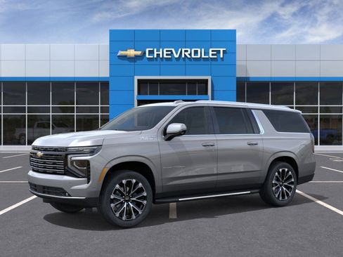 New 2026 Chevrolet Suburban High Country AWD/4WD image 2