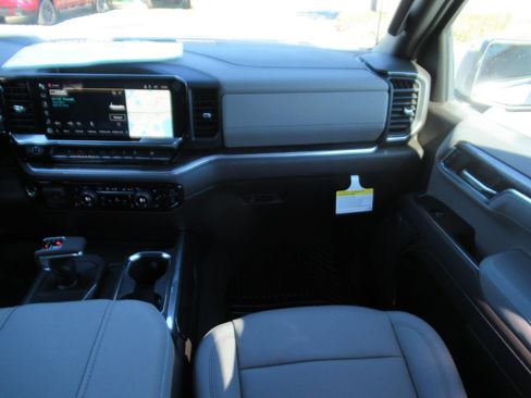 New 2026 Chevrolet Silverado 1500 LTZ w/ LTZ Premium Package image 15