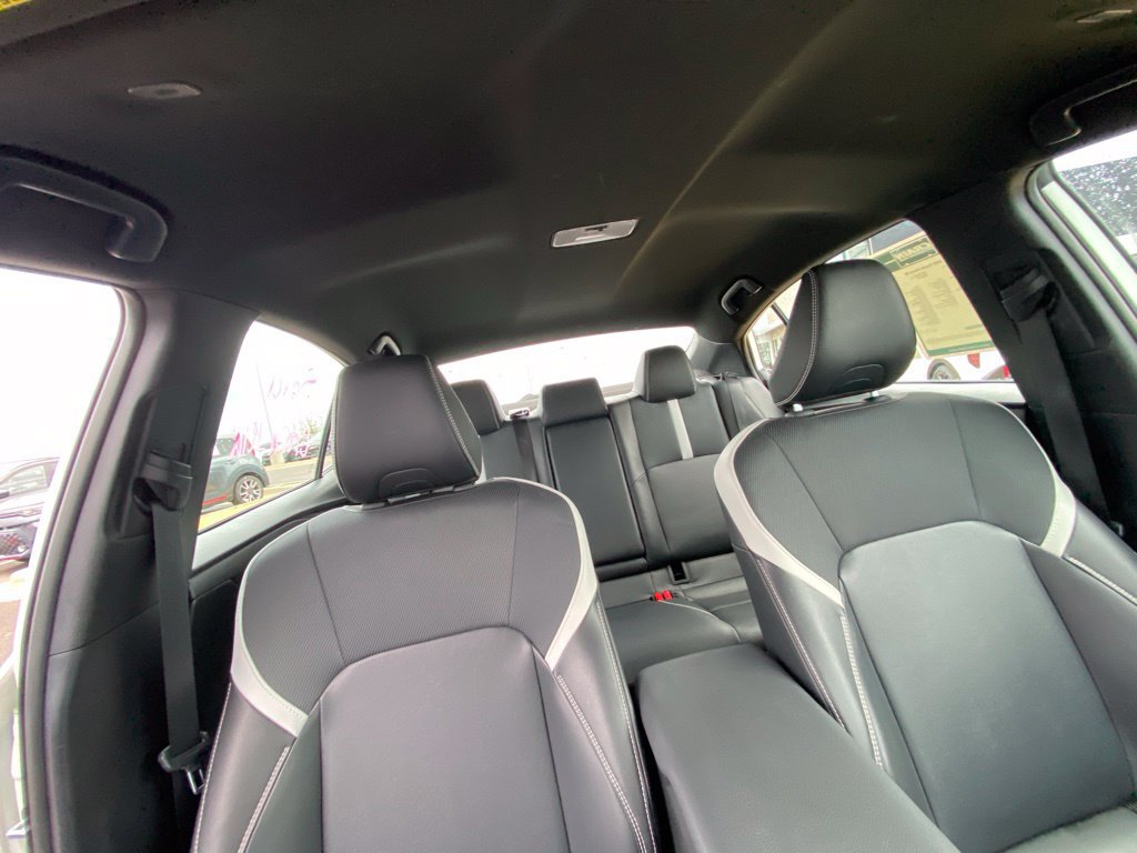 Used 2025 Toyota Camry SE FWD image 29