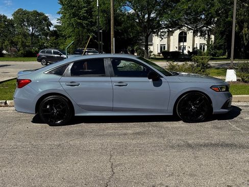 Used 2022 Honda Civic Sport image 3