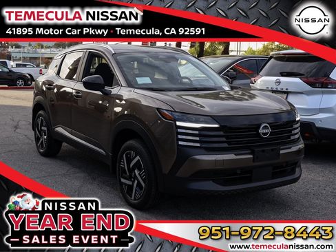 New 2026 Nissan Kicks SV image 1