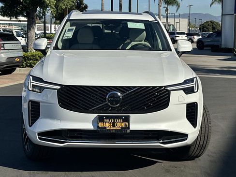 New 2026 Volvo XC90 T8 Ultra image 2