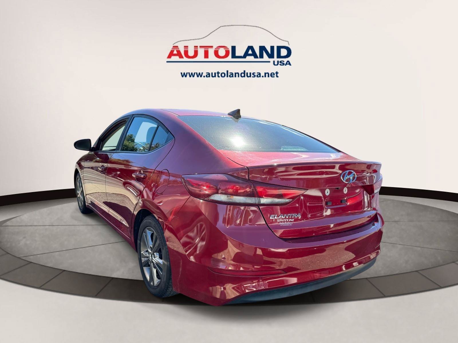 Used 2017 Hyundai Elantra Value Edition w/ Cargo Package FWD image 4